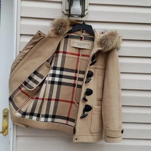 BURBERRY CHECK LINED WOOL TOGGLE DUFFLE COAT WITH FUR TRIMMED HOOD - Picture 5 of 15